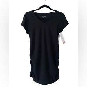 MATERNITY - Liz Lange Maternity Black V-neck Short Sleeve Tee Shirt Size XS